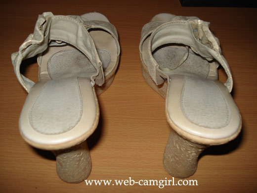 girl in cork shoes